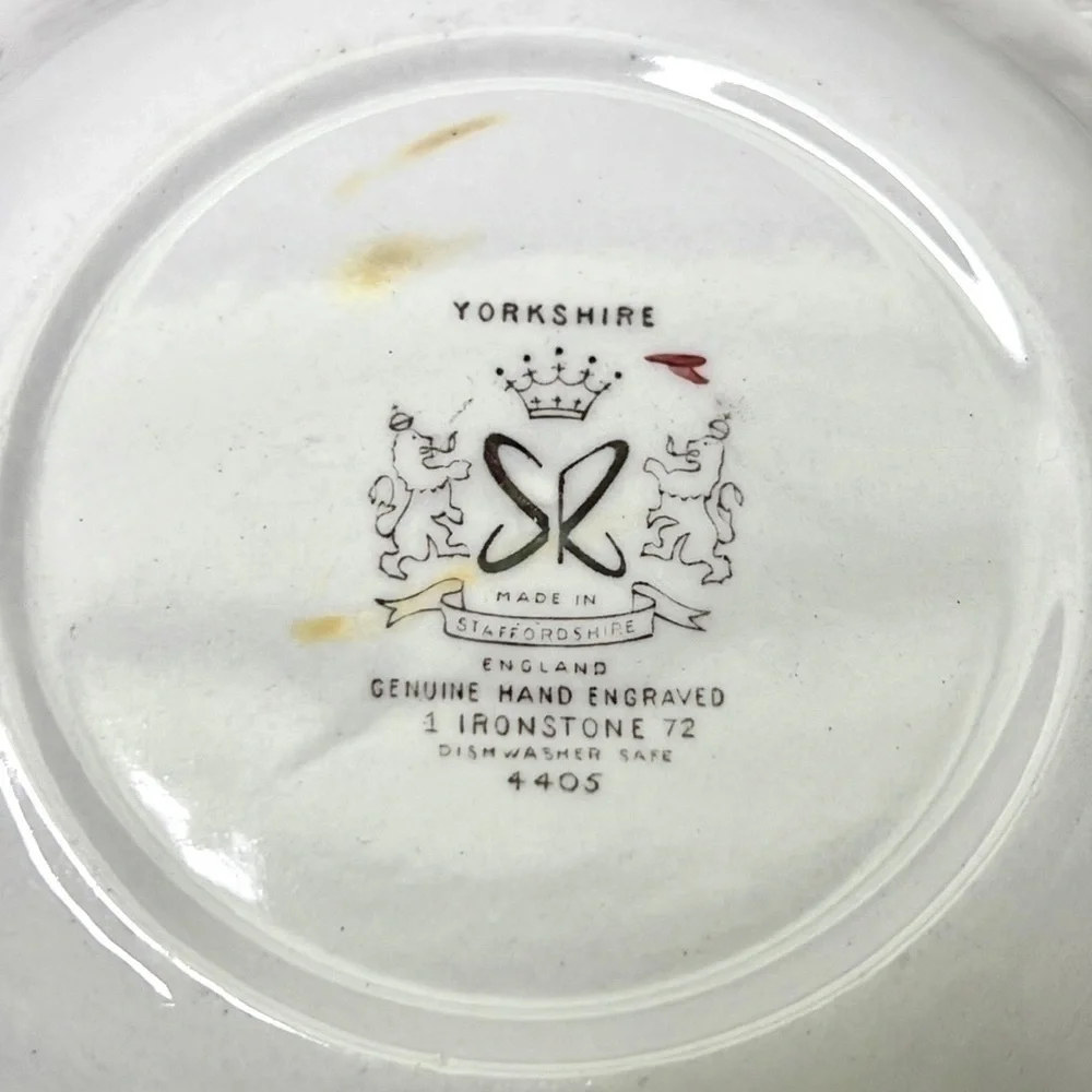 Yorkshire Multicolor by Staffordshire  Hand Engraved Ironstone 4405 Bowls (5)